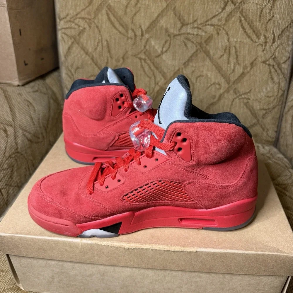 Jordan 5 Retro Red Suede University Red Black 136027-602 Men's Size 9 Sneakers